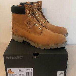 Men’s Size 12 Classic Tan Timberland Boots